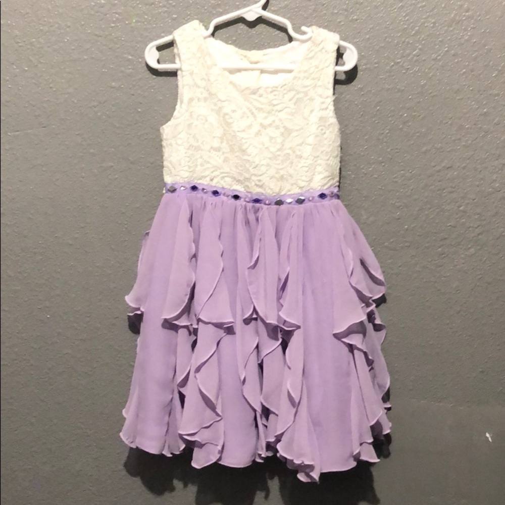 Girls dress